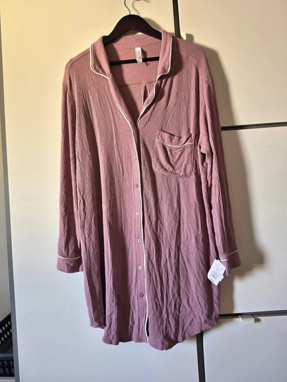 Auden Women's Cozy Ribbed Notch Collar Nightgown
Size XL (RUNS BIG)